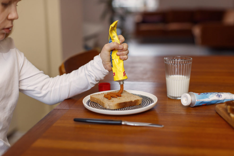 kaviar på brødskive