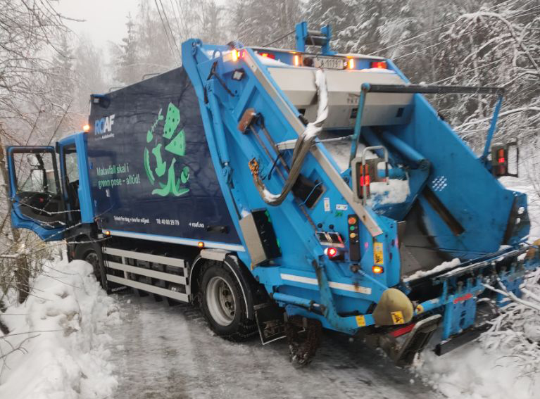 Renovasjonsbil som har kjørt ut
